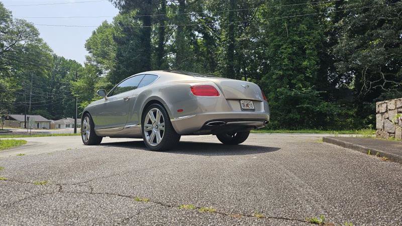 Used 2015 Bentley Continental GT image 25
