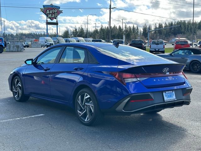 Used 2025 Hyundai Elantra Sport w/ Cargo Package image 4