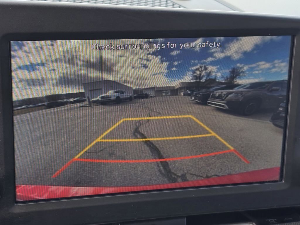 Used 2023 Hyundai Elantra SEL w/ Cargo Package image 5