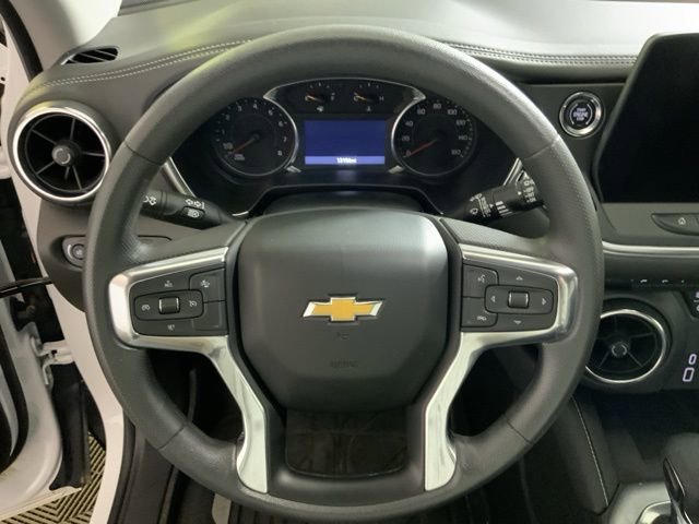 Used 2024 Chevrolet Blazer LT w/ Convenience Package image 17