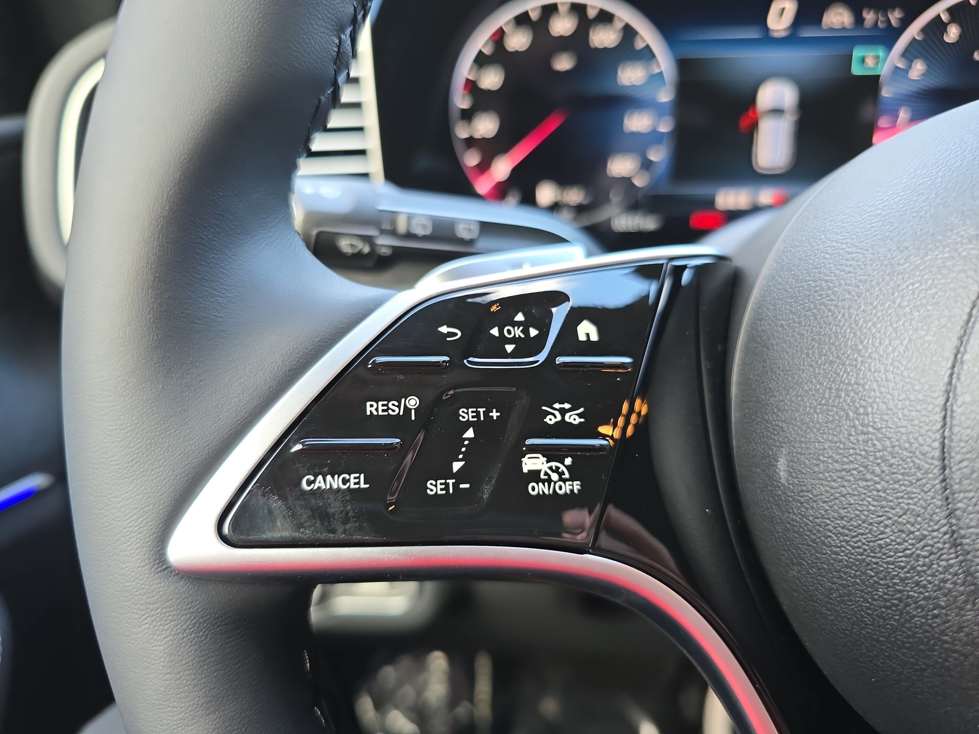 New 2026 Mercedes-Benz GLE 580 4MATIC image 17