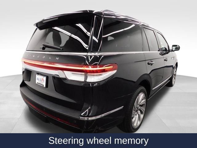 Used 2024 Lincoln Navigator Reserve image 17