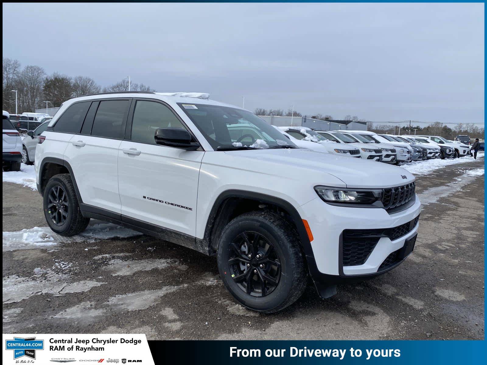 New 2026 Jeep Grand Cherokee Altitude