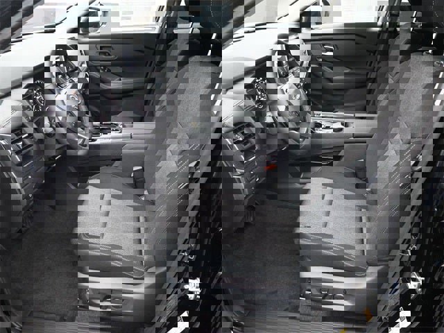 New 2026 Nissan Rogue SV image 9