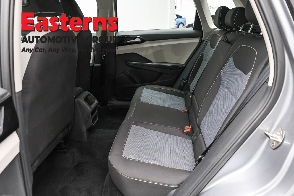 Used 2025 Volkswagen Taos S FWD image 18