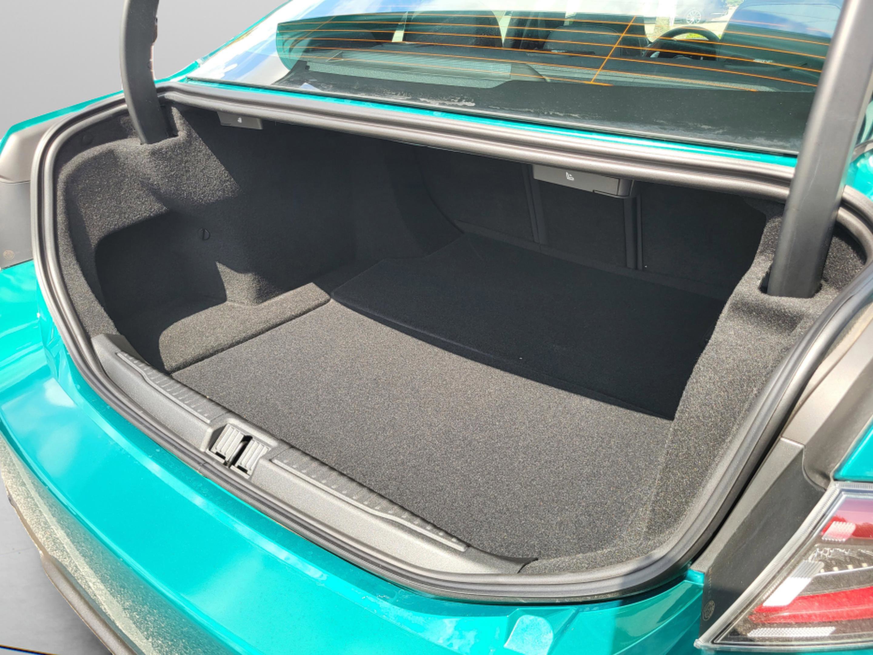 New 2025 Alfa Romeo Giulia w/ Driving Assist Package RWD image 22