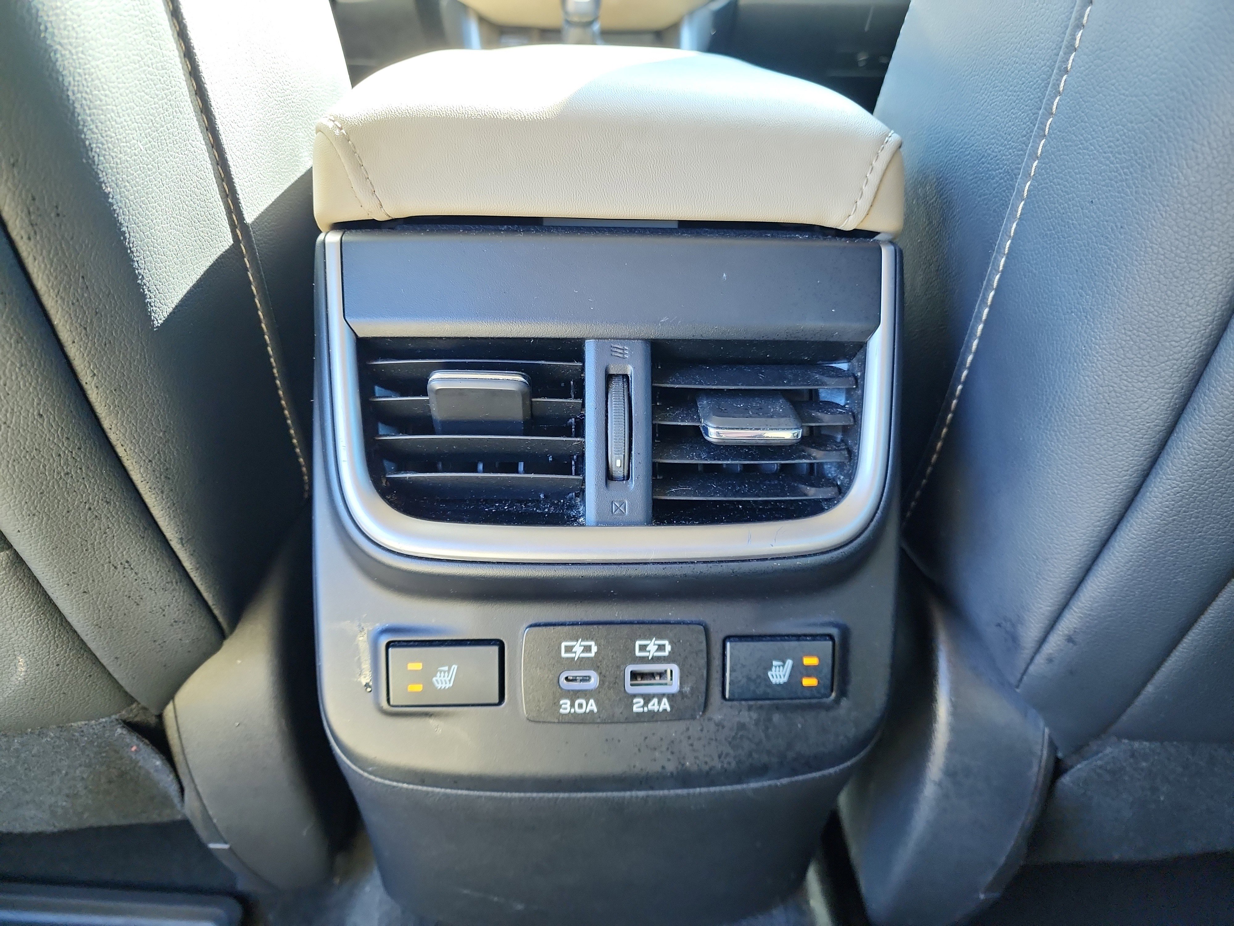 Used 2023 Subaru Outback Limited image 12