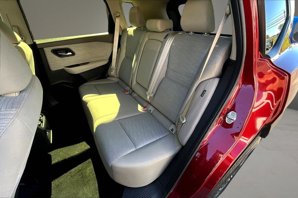 Certified 2023 Nissan Rogue SV AWD/4WD image 22