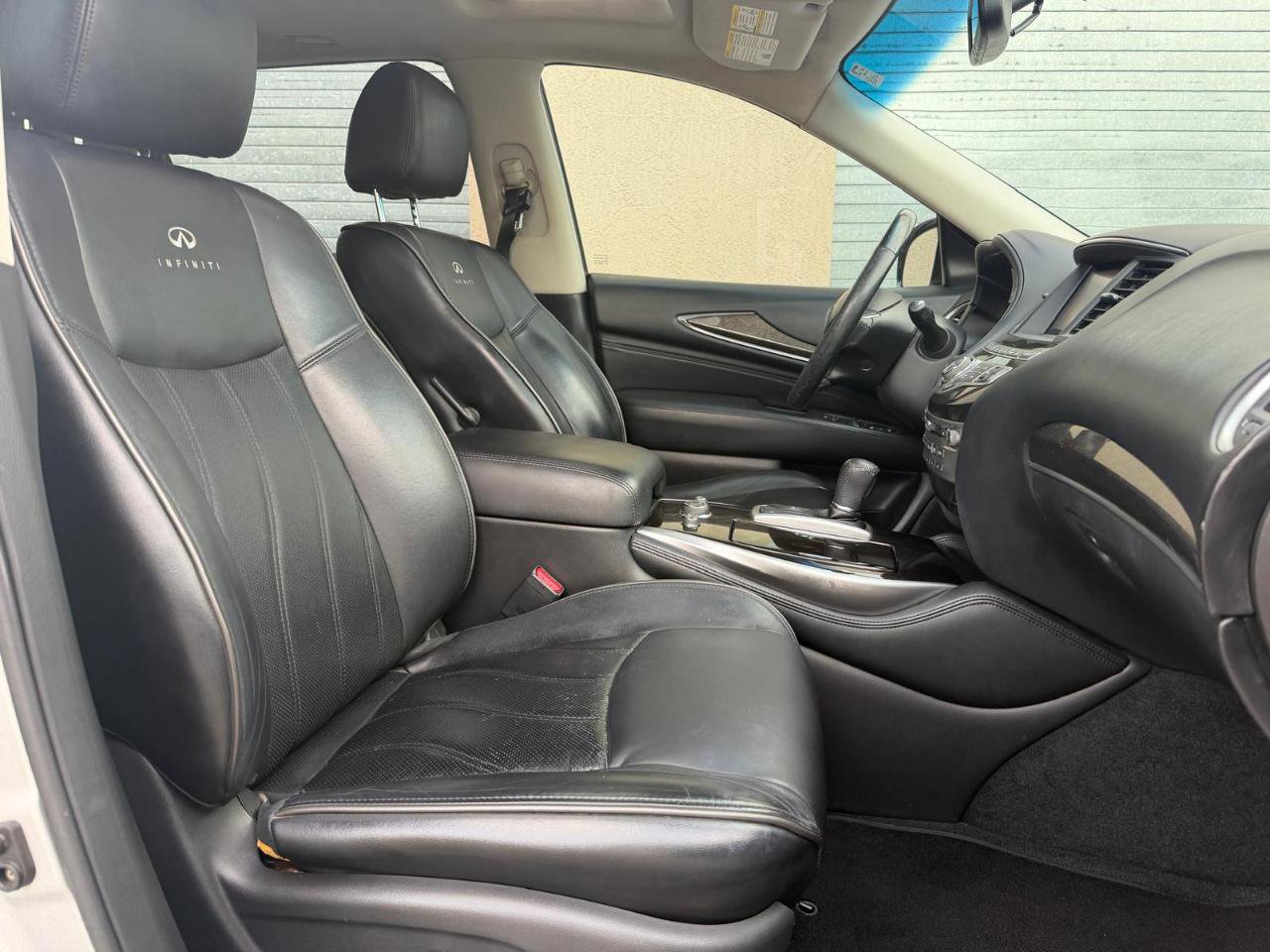 Used 2014 INFINITI QX60 FWD w/ Cargo Package image 16