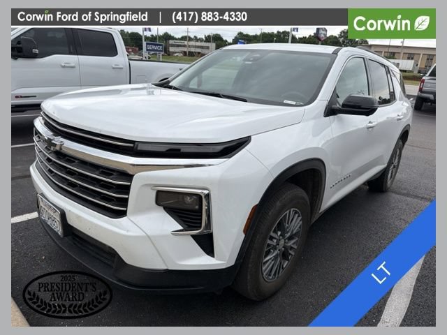 Used 2025 Chevrolet Traverse LT w/ Driver Confidence Package
