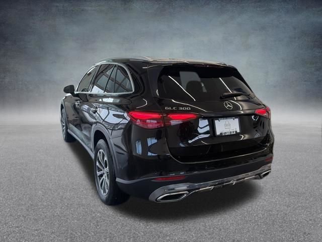 Used 2024 Mercedes-Benz GLC 300 image 7