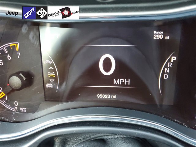 Used 2018 Jeep Grand Cherokee Altitude image 24