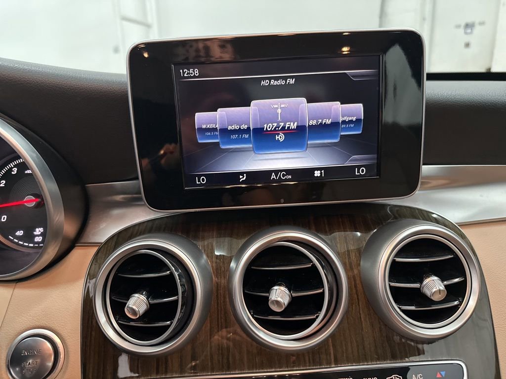 Used 2016 Mercedes-Benz C 300 Sedan image 12