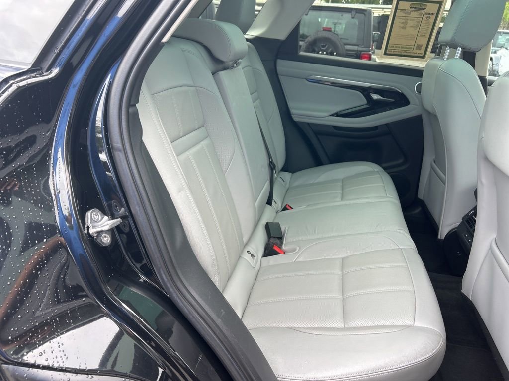 Used 2020 Land Rover Range Rover Evoque SE image 26