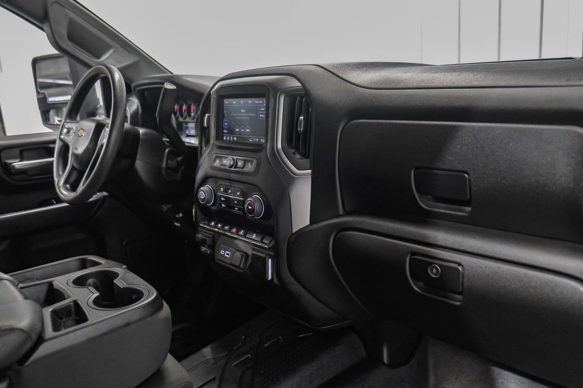 Used 2024 Chevrolet Silverado 2500 Custom w/ Custom Value Package AWD/4WD image 13