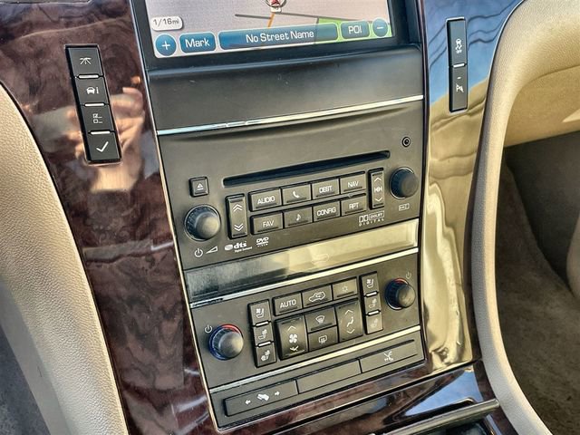 Used 2012 Cadillac Escalade EXT Premium image 17