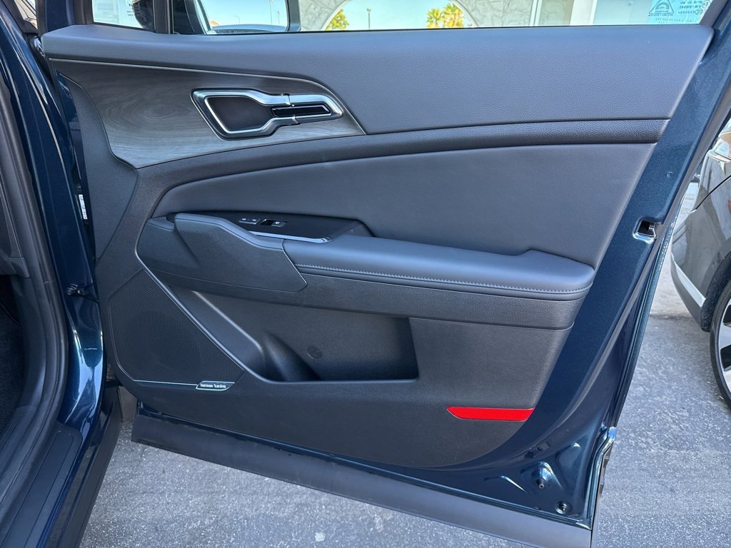 Used 2025 Kia Sportage X-Line Prestige image 31