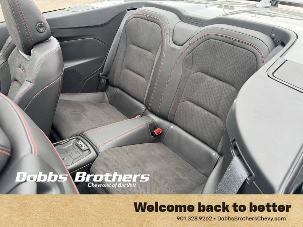 Used 2021 Chevrolet Camaro ZL1 RWD image 30