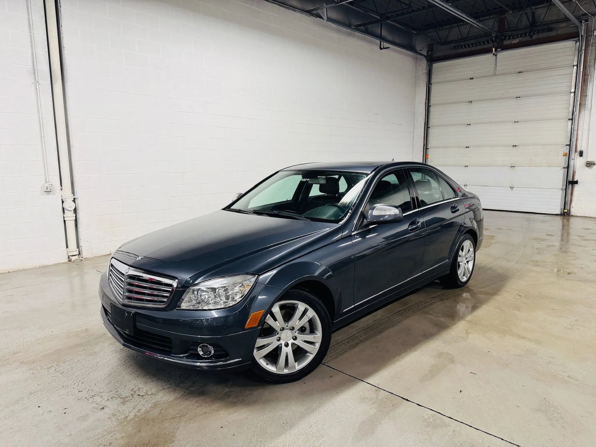 Used 2008 Mercedes-Benz C 300 4MATIC Sedan image 1