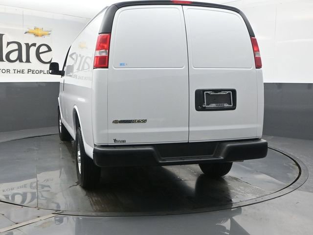 New 2026 Chevrolet Express 2500 w/ Driver Convenience Package image 14