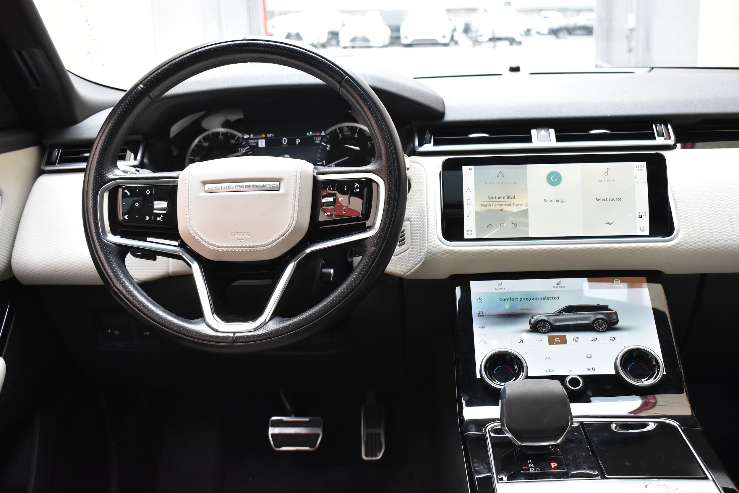 Used 2023 Land Rover Range Rover Velar R-Dynamic S AWD/4WD image 30