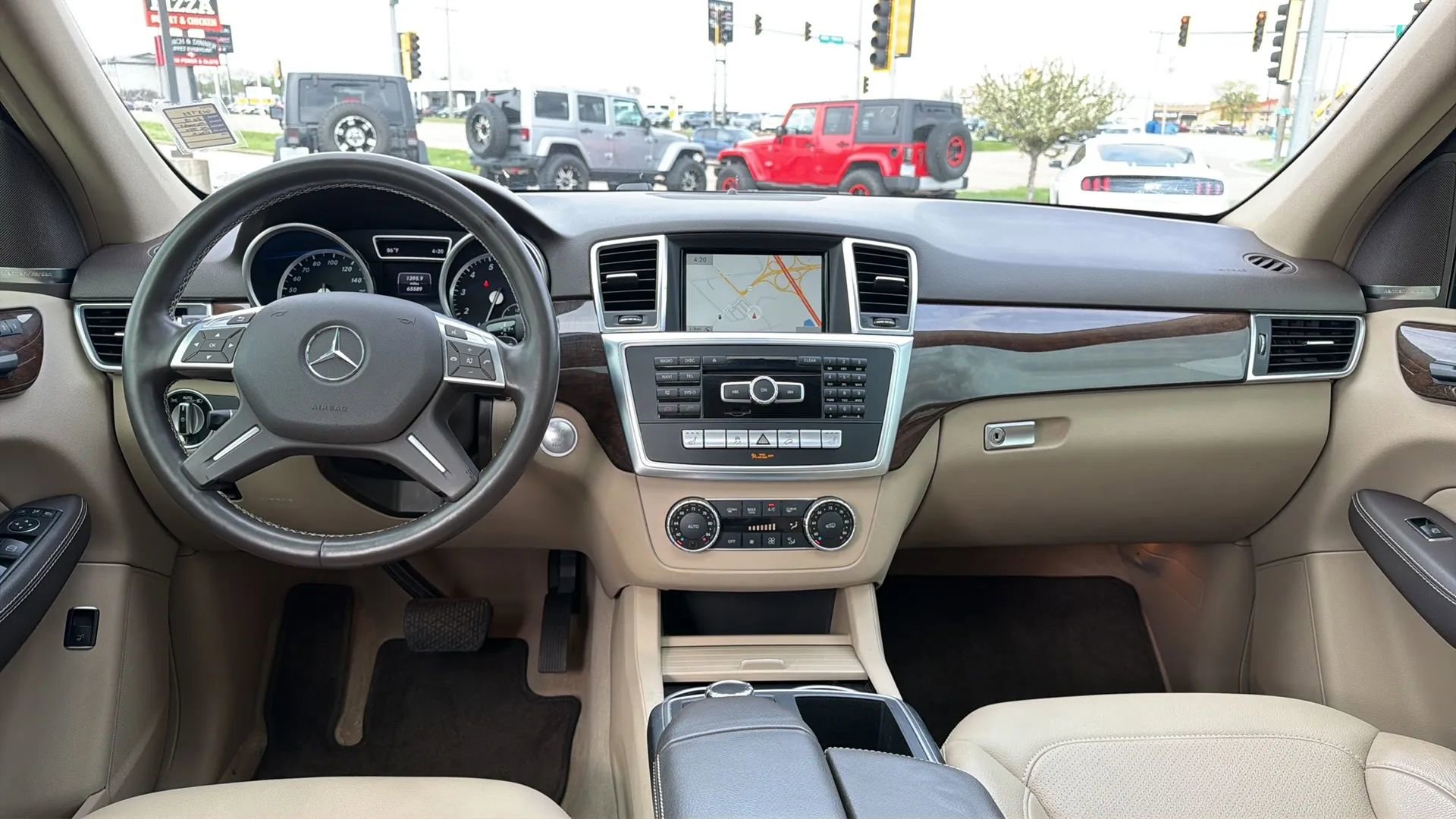 Used 2015 Mercedes-Benz ML 350 4MATIC image 56