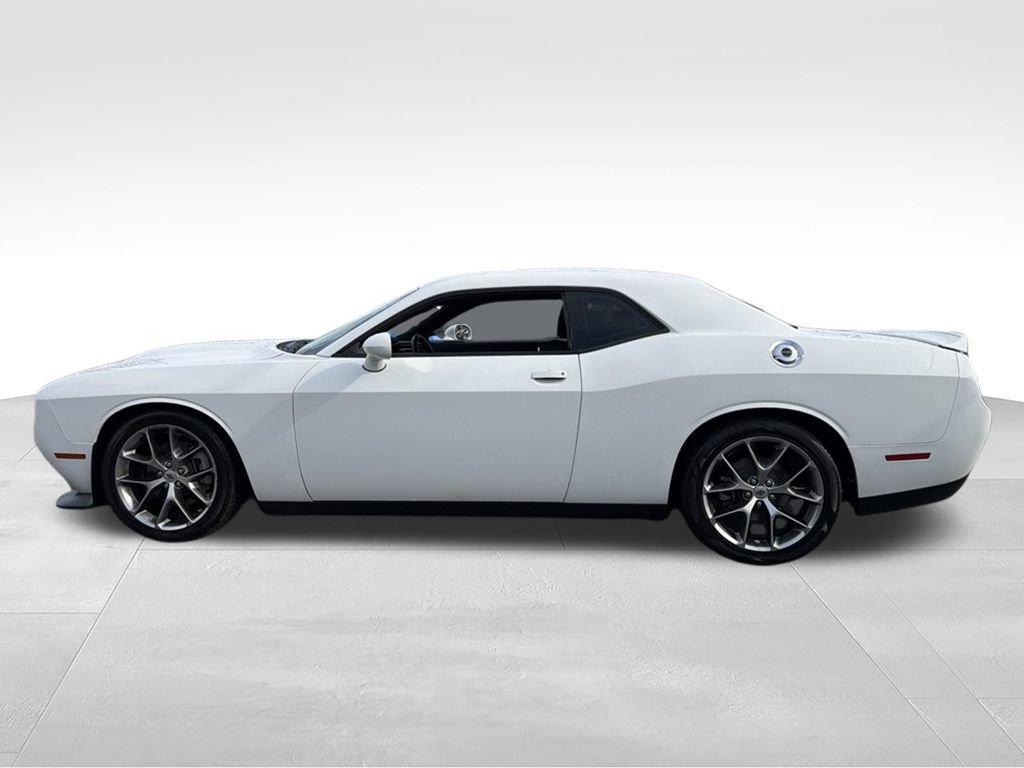 Used 2022 Dodge Challenger GT RWD image 5