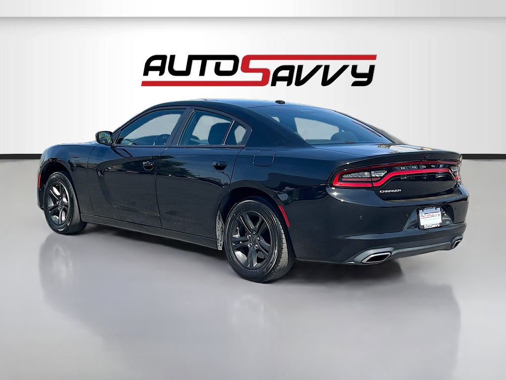 Used 2022 Dodge Charger SXT RWD image 5