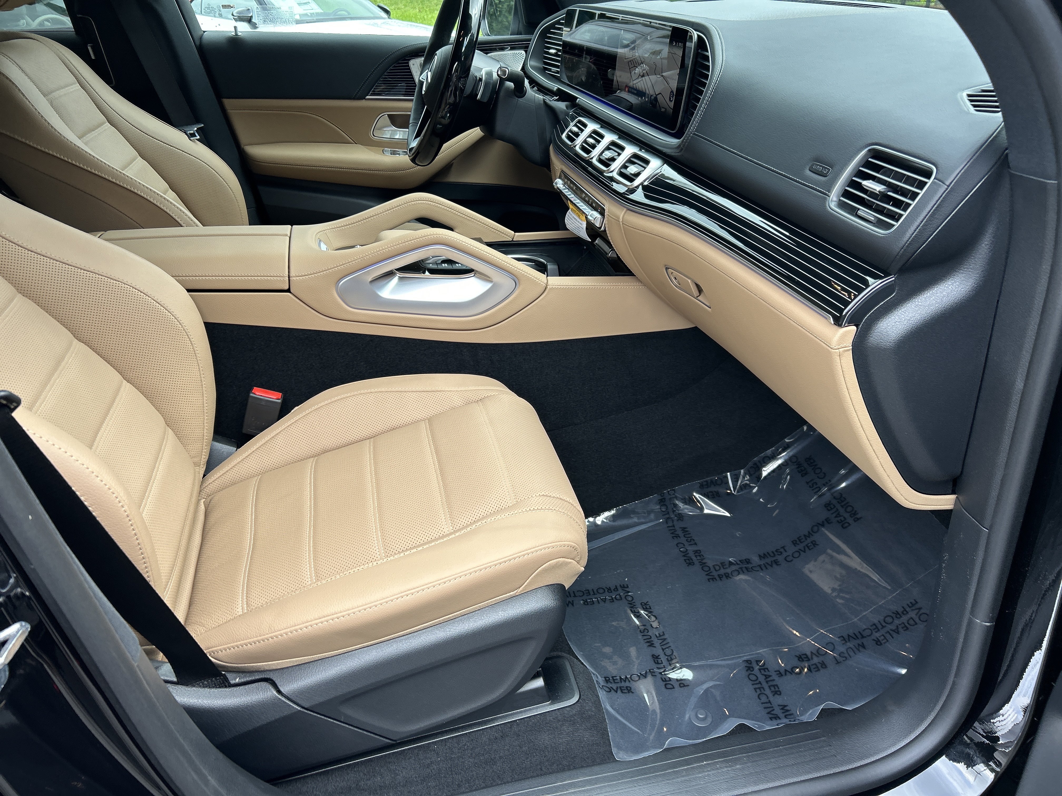 New 2026 Mercedes-Benz GLS 580 4MATIC image 47