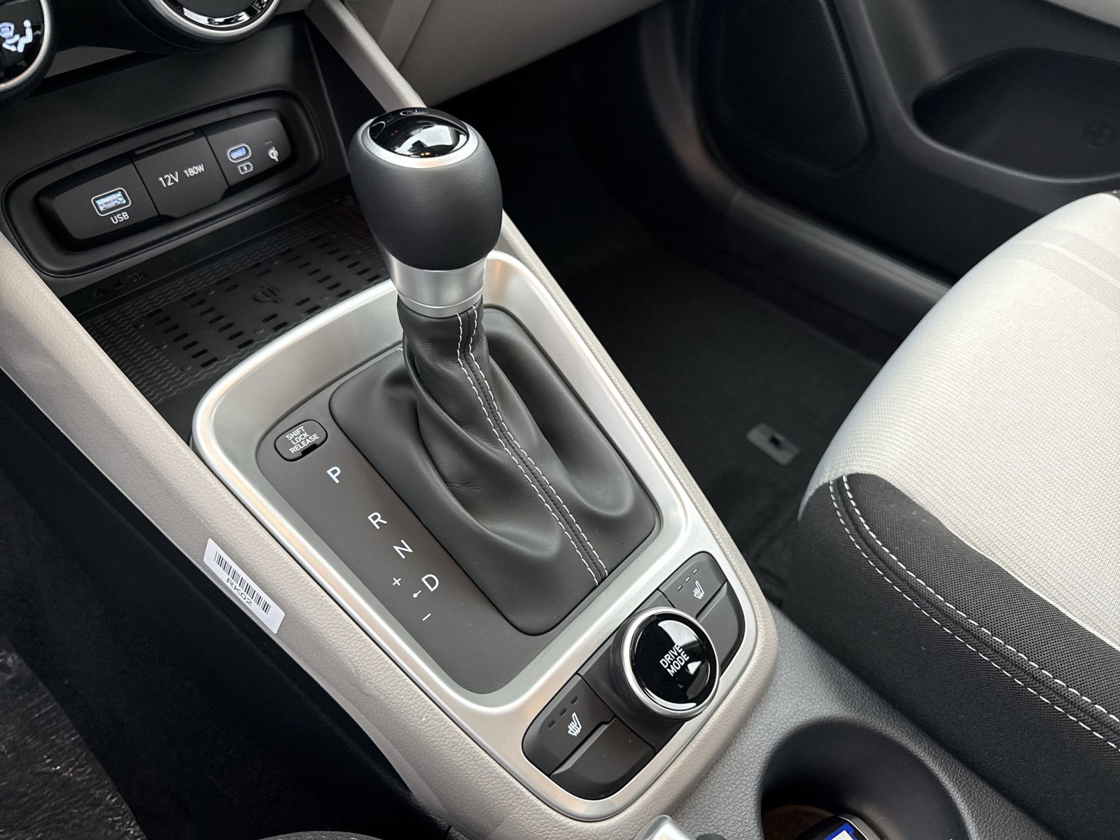 New 2026 Hyundai Venue SEL FWD image 20