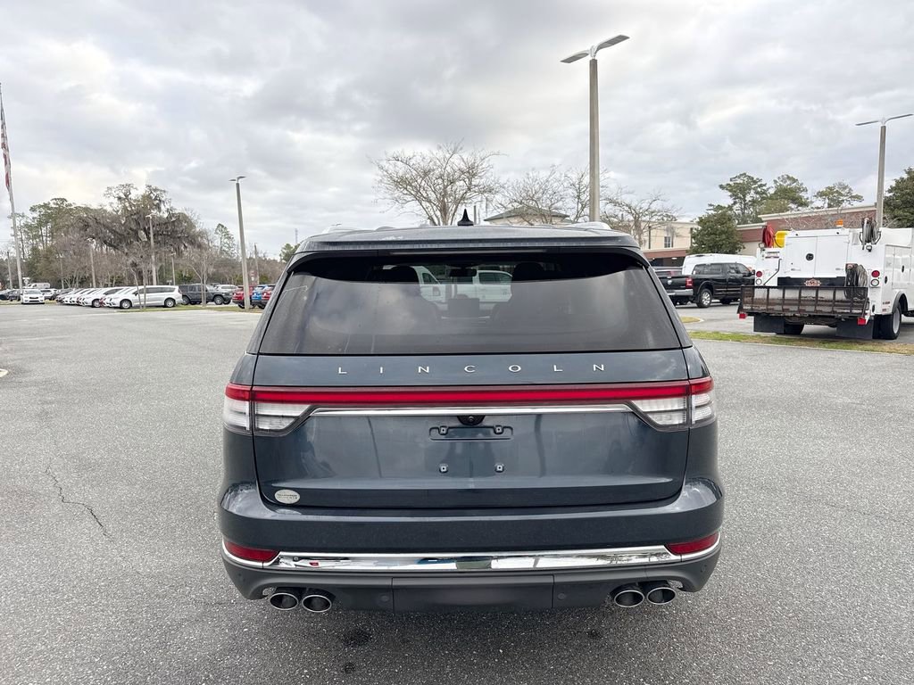Used 2022 Lincoln Aviator Reserve w/ Equipment Group 201A image 4
