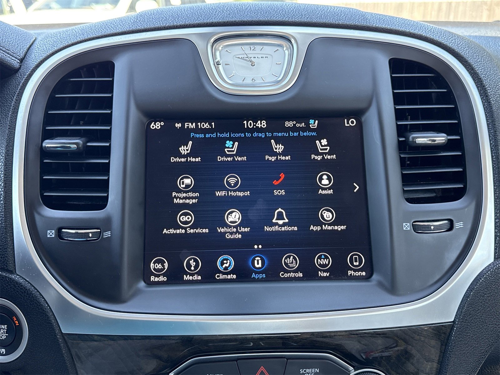 Used 2018 Chrysler 300 Limited image 24