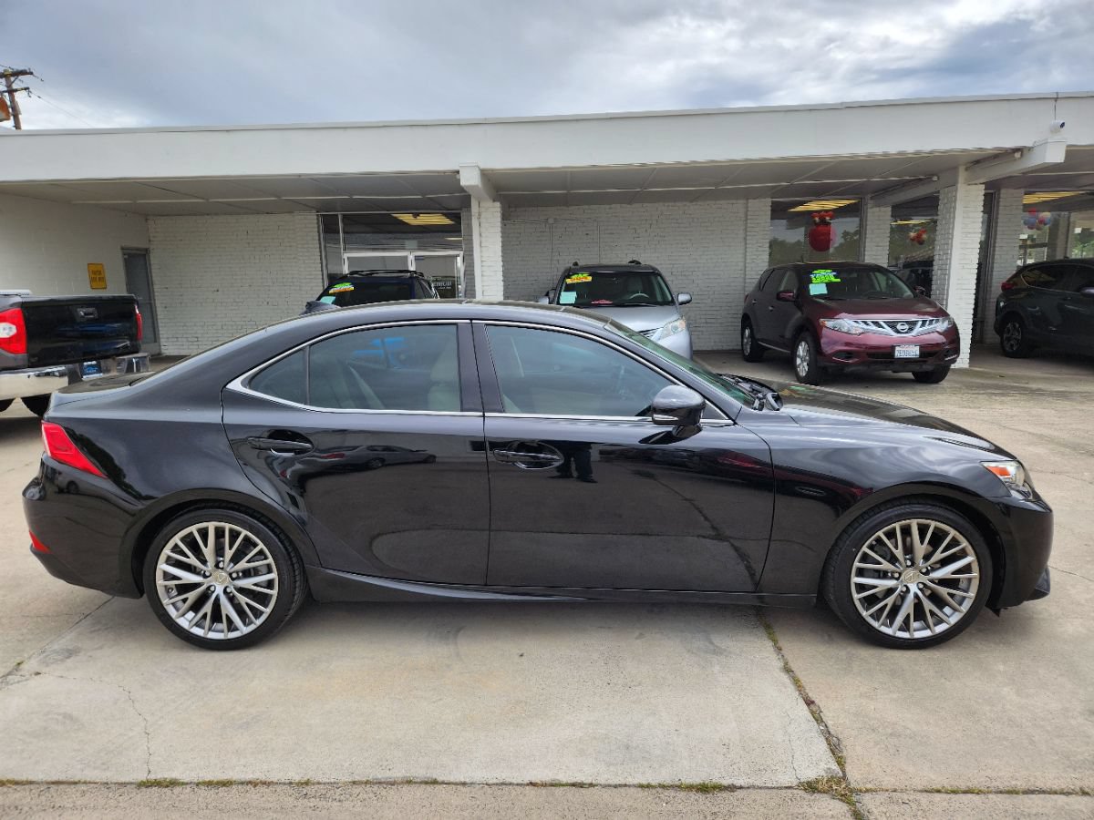 Used 2014 Lexus IS 250 w/ Navigation Package RWD image 7