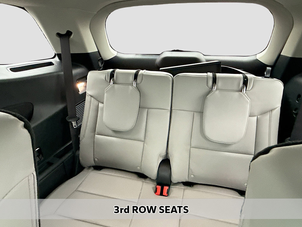 New 2026 Ford Explorer Active w/ Active Comfort Package AWD/4WD image 8