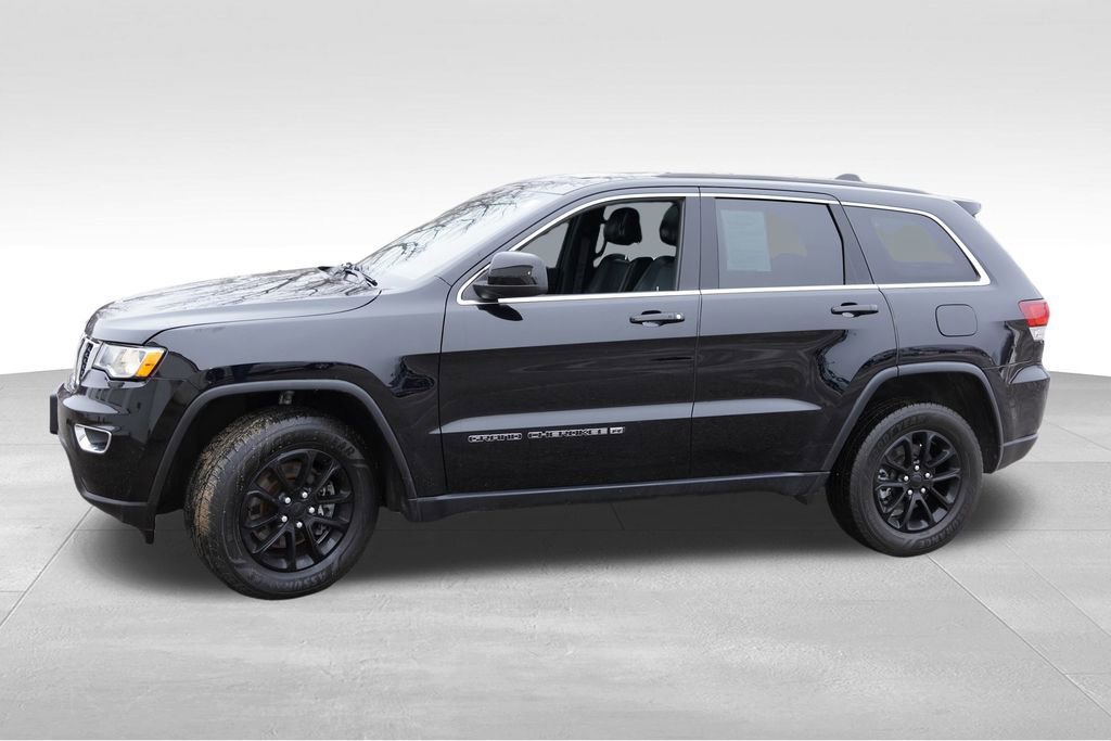 Certified 2022 Jeep Grand Cherokee Laredo X image 11