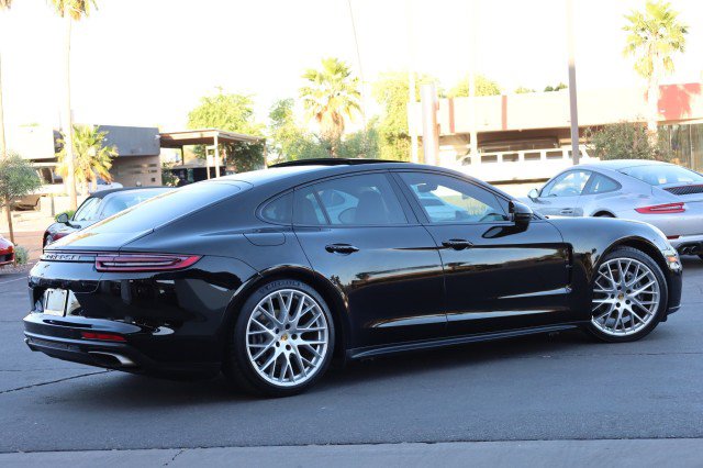 Used 2017 Porsche Panamera image 20