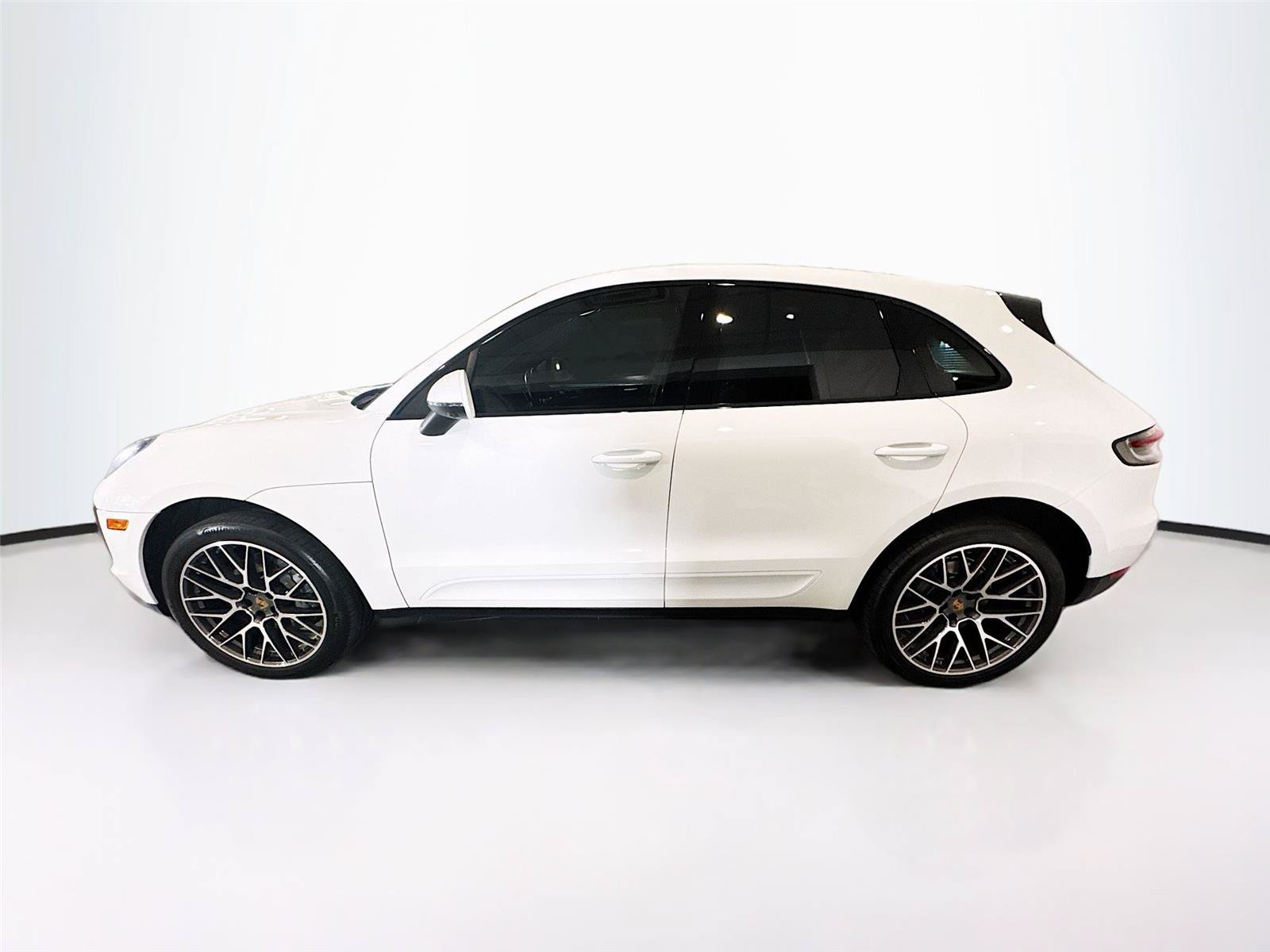 Used 2019 Porsche Macan S AWD/4WD image 30