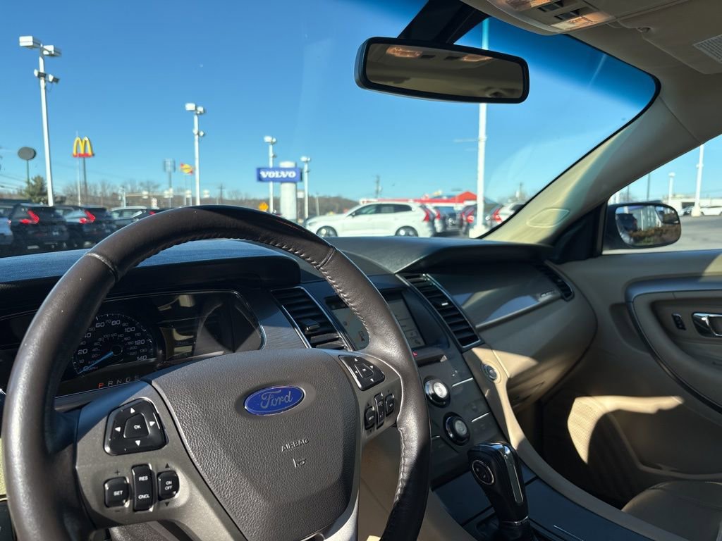 Used 2016 Ford Taurus SEL w/ Equipment Group 201A image 16