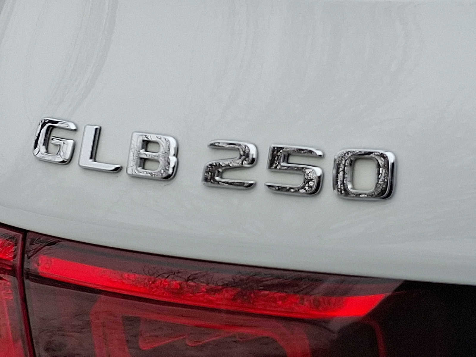 Certified 2023 Mercedes-Benz GLB 250 4MATIC image 29