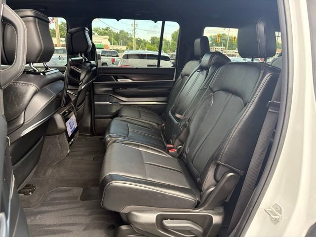 Used 2024 Jeep Grand Wagoneer Series I w/ Rear Seat Video Group 1 AWD/4WD image 14