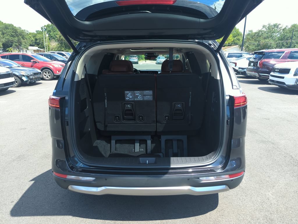 Used 2023 Kia Carnival SX Prestige FWD image 31