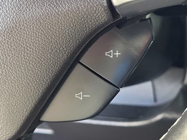 Used 2023 Chevrolet Camaro LT RWD image 31