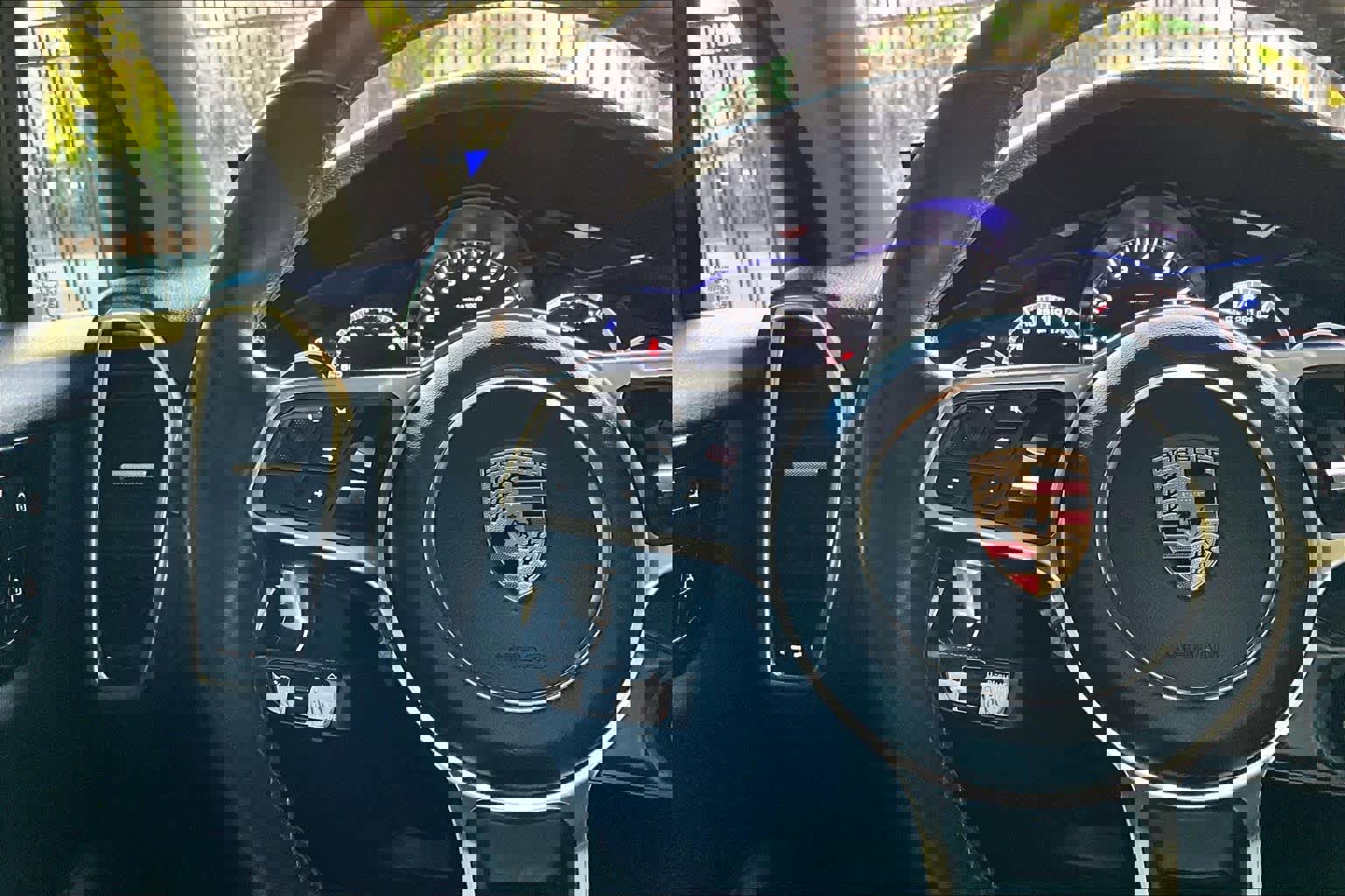 Used 2020 Porsche Cayenne S image 23