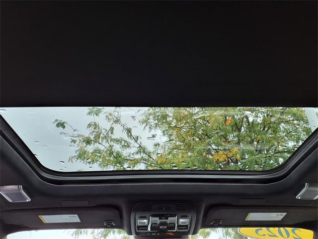 Used 2025 Cadillac Escalade Sport Platinum w/ LPO, Floor Liner Package image 5