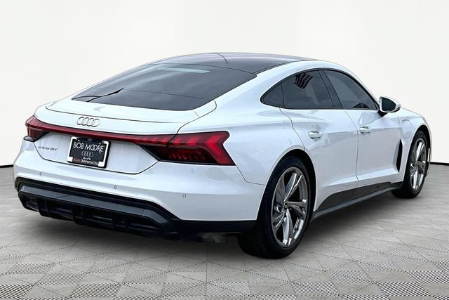 Used 2023 Audi e-tron GT Premium Plus AWD/4WD image 2