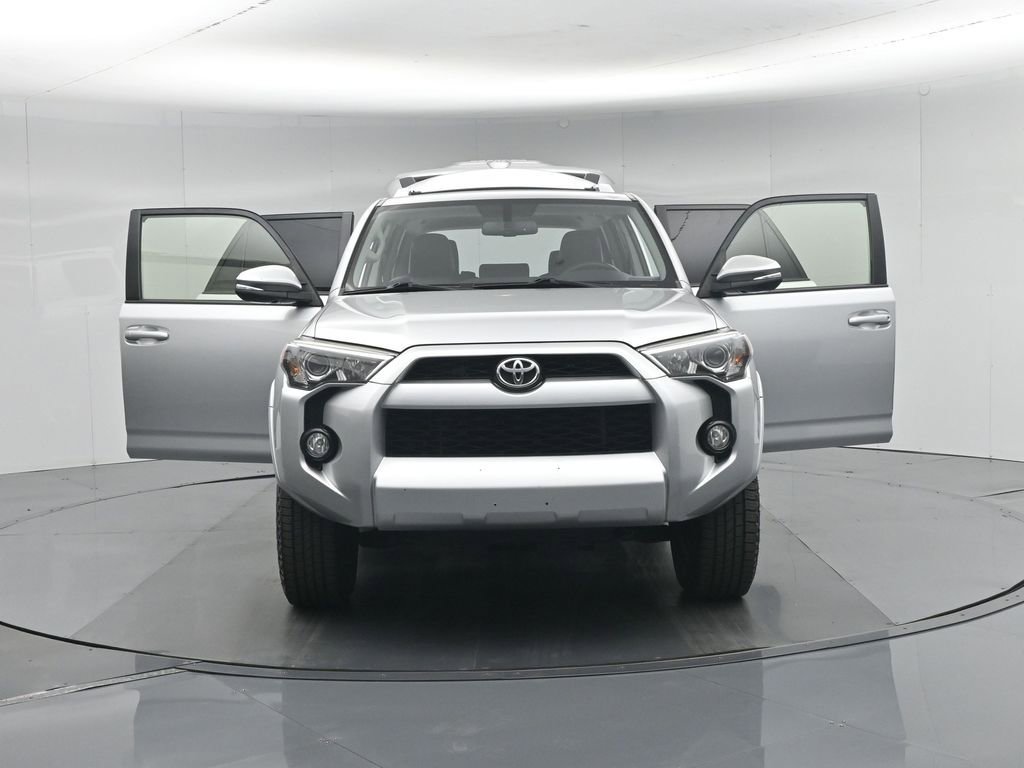 Used 2018 Toyota 4Runner SR5 Premium RWD image 35