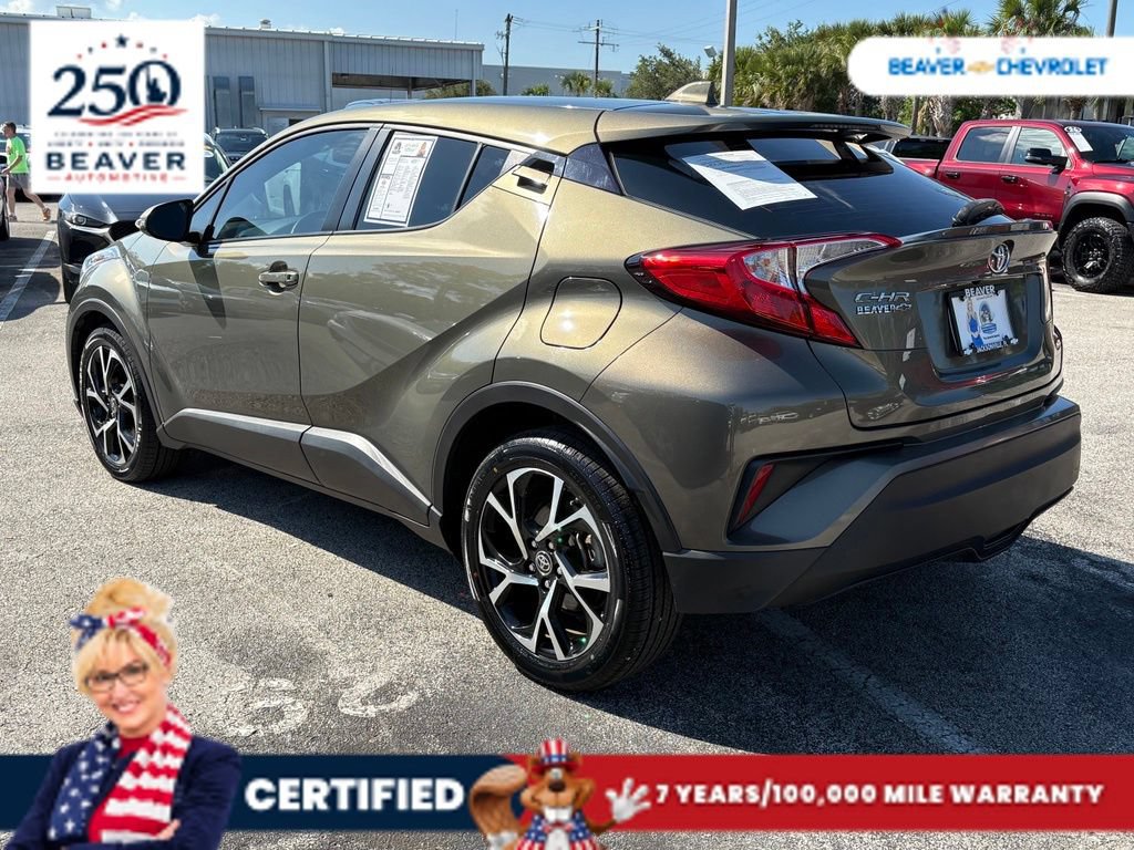 Used 2021 Toyota C-HR XLE FWD image 5