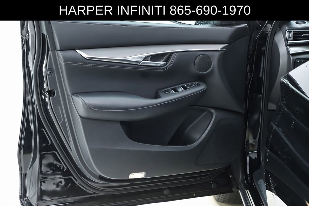 Used 2023 INFINITI QX55 Luxe w/ Cargo Package image 19