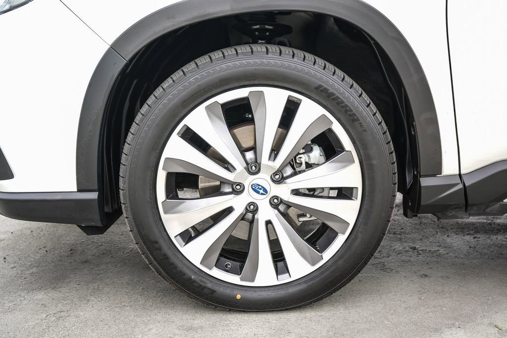 Used 2022 Subaru Ascent Limited w/ Technology Package AWD/4WD image 11