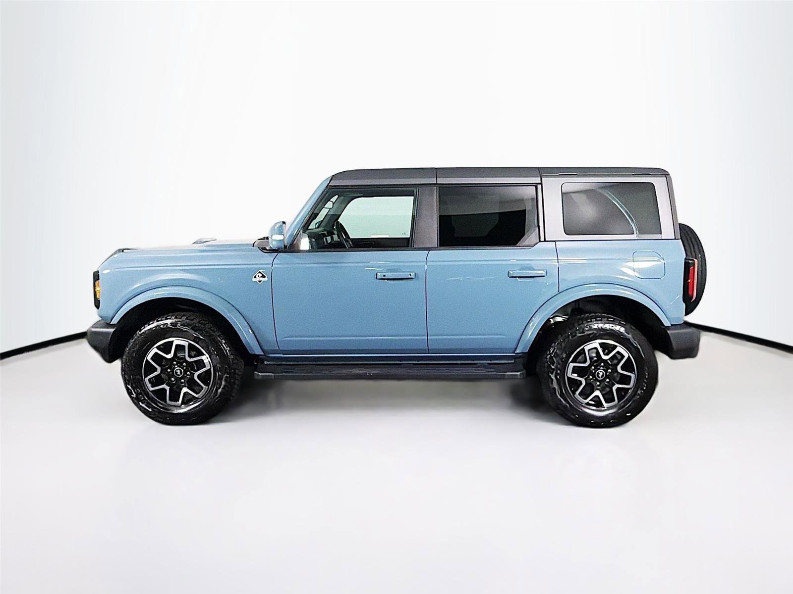 Used 2023 Ford Bronco Outer Banks AWD/4WD image 4